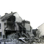 Na nábřeží 13, rodinný dům po druhém bombardování (foto 24.3.1945)